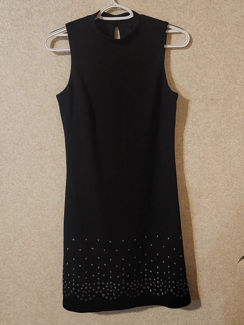 Guess Black Sleeveless Embellished Shift Dress